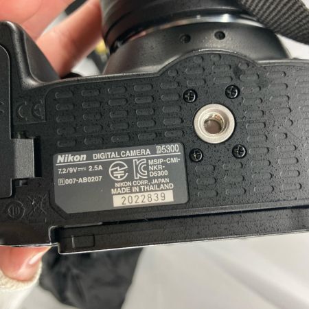 Nikon ニコン  デジタルカメラ  D5300