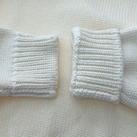  FENDI フェンディ ニット フロントロゴ SIZE 50 FZZ387 A3M3 ホワイト