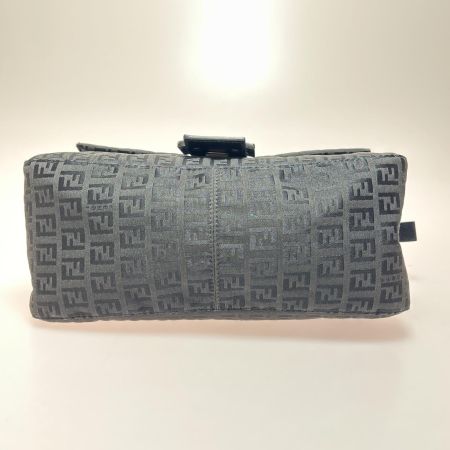  FENDI フェンディ マンマバケット ワンショルダーバッグ ズッキーノ 8BR001.029 ブラック