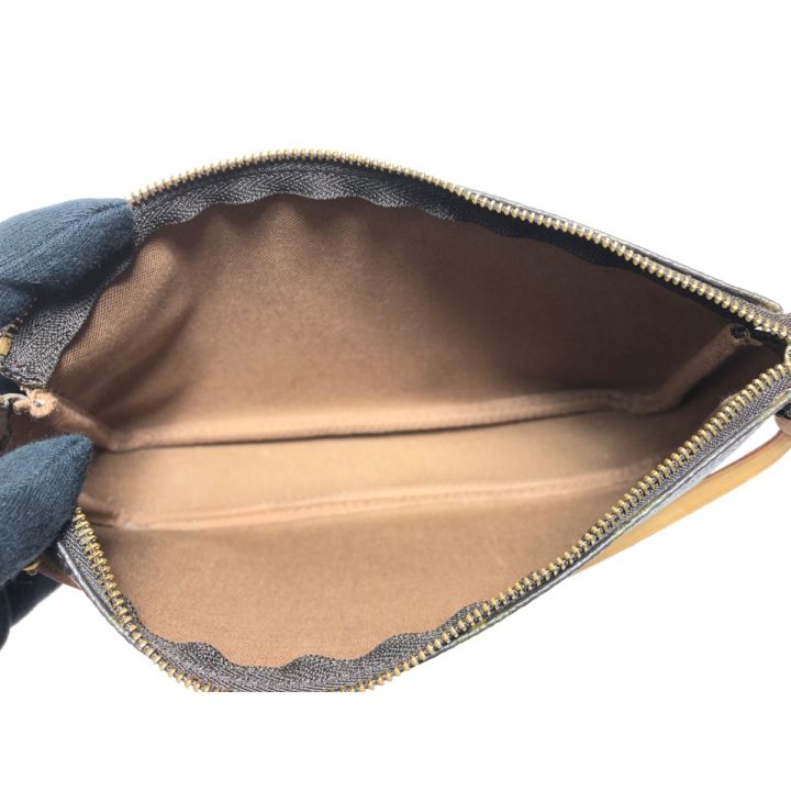 LOUIS VUITTONよりポーチ　モノグラム　M51980 LOUIS VUITTON（ルイ・ヴィトン） 良品 モノグラム ポシェット アクセ