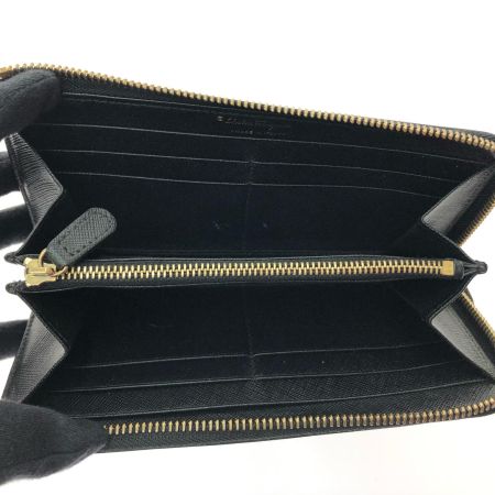  Salvatore Ferragamo サルヴァトーレフェラガモ レディース 長財布 ガンチーニ L字ファスナー ロングウォレット 22 B 950 ブラック