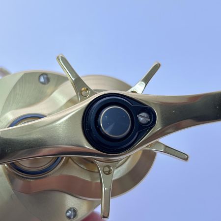  SHIMANO シマノ ベイトリール カルカッタコンクエスト 101HGA 04237