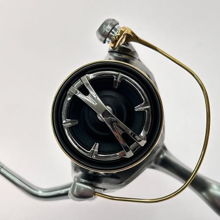  SHIMANO シマノ スピニングリール TWIN POWER C3000HG 03370