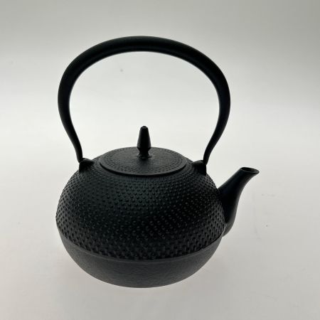  南部鉄器 南部鉄器 梔子 あられ文様 小 1.2Ⅼ IH対応
