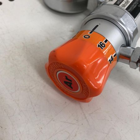  Panasonic パナソニック 純正アルゴンガス調整器 ガスゲージ レギュレーター YX-16AG1
