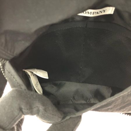  C.P. COMPANY シーピーカンパニー メンズ ショルダーバッグ 刺繍ロゴ ガーメントダイ加工 撥水 クロスボディ 110188G ブラック