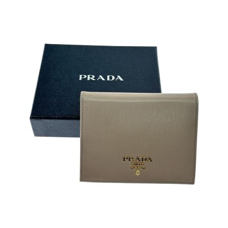  PRADA プラダ ヴィッテロムーブ レザー 二つ折り財布 1MV204 ピンク