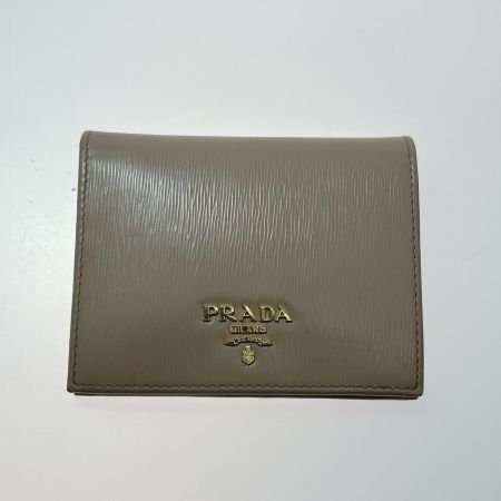  PRADA プラダ ヴィッテロムーブ レザー 二つ折り財布 1MV204 ピンク