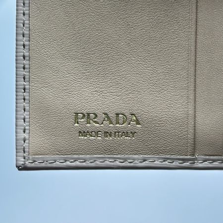  PRADA プラダ ヴィッテロムーブ レザー 二つ折り財布 1MV204 ピンク
