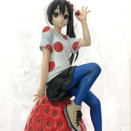  京都アニメーション 限定 けいおん!! 1/8 1/8 PVC製塗装済み完成品 中野梓