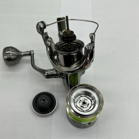  SHIMANO シマノ スピニングリール 18ステラ C5000XG 03811