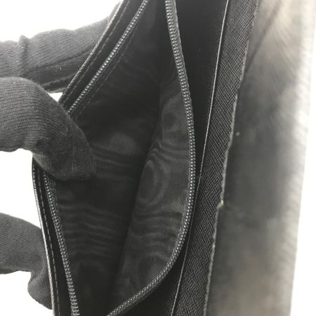  PRADA プラダ 長財布 二つ折り  ブラック