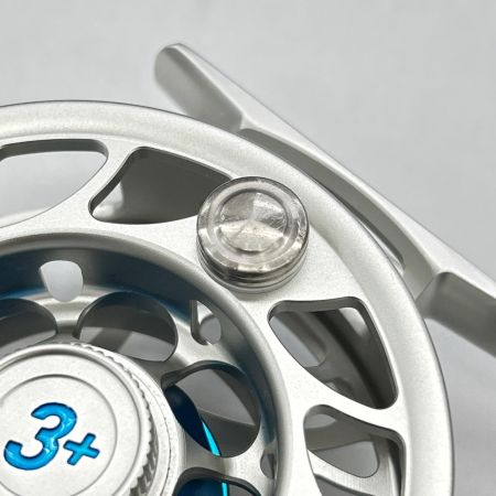  HATCH フライリール アイコニック３＋ 箱、ソフトケース付