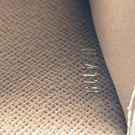  LOUIS VUITTON ルイヴィトン 3つ折り財布 モノグラム ポルトフォイユ・ヴィクトリーヌ NZ4119