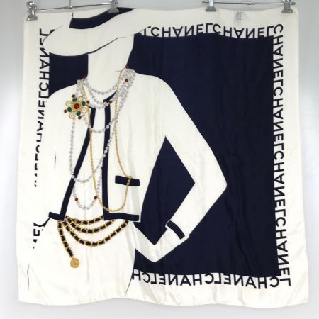  CHANEL シャネル スカーフ ホワイト×ブラック マドモアゼル ビジュー ホワイト×ブラック