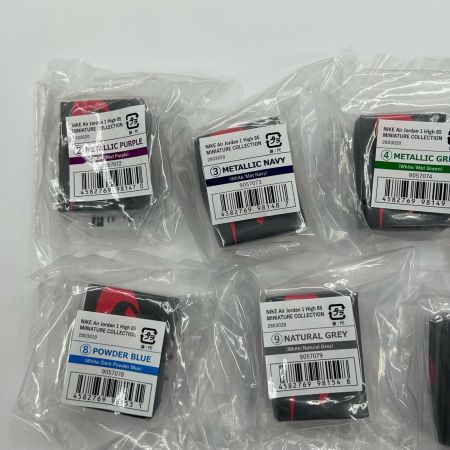   NIKE スニーカー ガチャガチャJordan ミニチュアコレクション 16種類