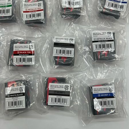   NIKE スニーカー ガチャガチャJordan ミニチュアコレクション 16種類
