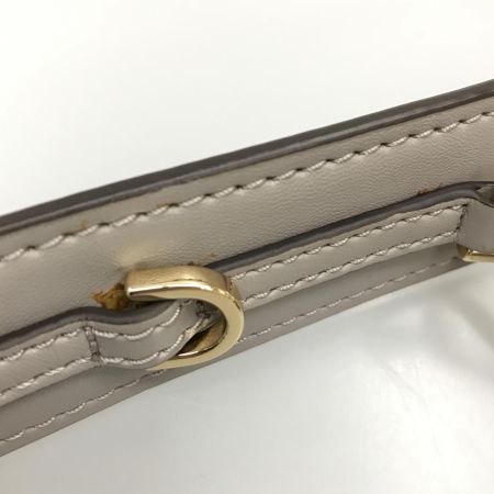  MICHAEL KORS マイケルコース バッグ ジェット セット トラベル ポーチ 布袋付  35S1GTVC3B ホワイト