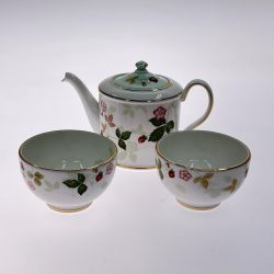 ▼▼  ウェッジウッド ワイルドストロベリー パステル スモールティーポット ティーカップ2客 Bランク