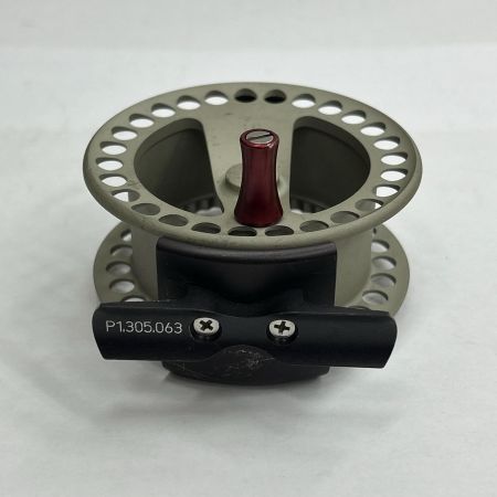  WaterWorks ウォーターワークス フライリール Purist 1