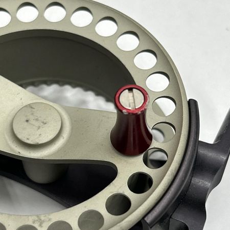  WaterWorks ウォーターワークス フライリール Purist 1