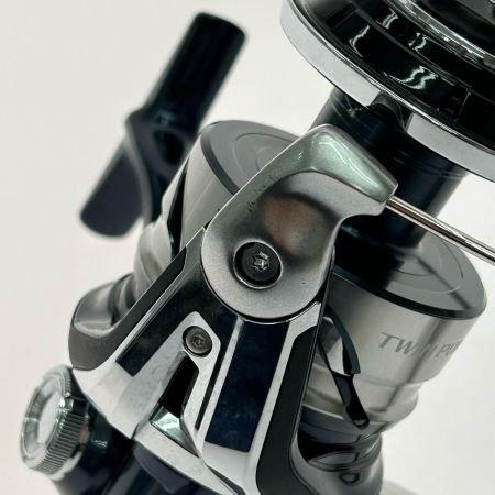  SHIMANO シマノ スピニングリール 21ツインパワーSW 8000HG 04228
