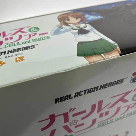  メディコムトイ ガールズ&パンツァーリアルアクションヒーローズ No.682 西住みほ フィギュア 