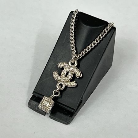  CHANEL シャネル ネックレス ココマーク ラインストーン キューブチャーム A12-A