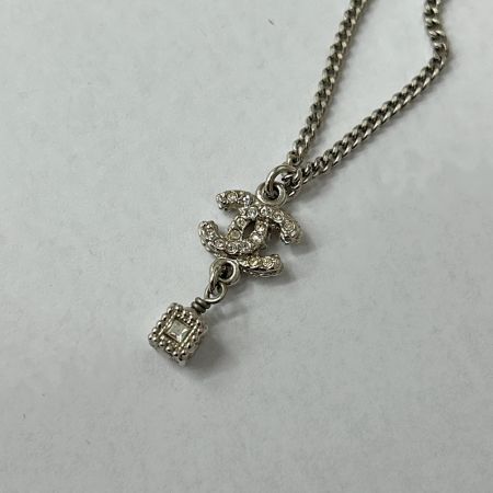  CHANEL シャネル ネックレス ココマーク ラインストーン キューブチャーム A12-A