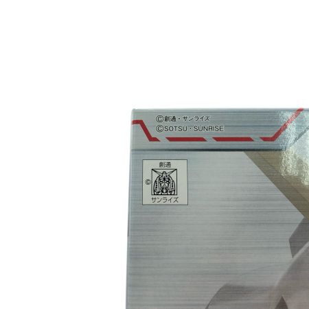  BANDAI バンダイ RG 1/144 ガンダムベース限定 RX-93 νガンダム チタニウムフィニッシュ 機動戦士ガンダム 逆襲のシャア