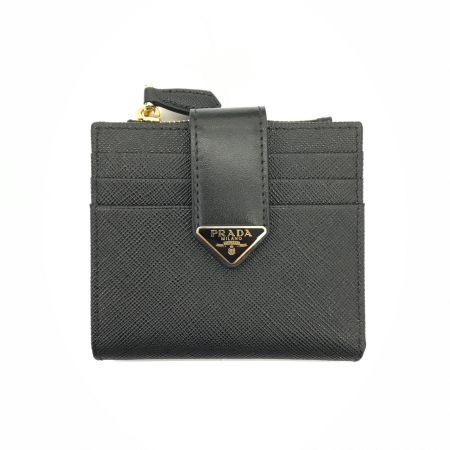  PRADA プラダ 財布 2つ折り財布  サフィアーノ　1ML047 2DYG