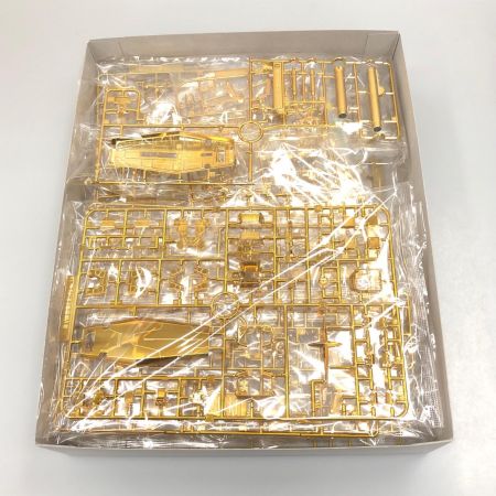 BANDAI バンダイ プラモデル 1/100 MG RX-78-2 ガンダム Ver.3.0 ゴールドコーティング 「機動戦士ガンダム」 ガンダムベース限定景品