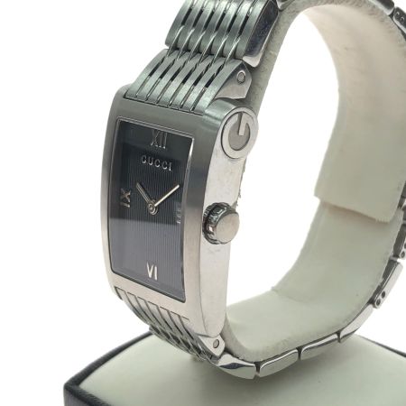  GUCCI グッチ レディース 腕時計 クオーツ スクエアフェイス ステンレススチール ブラック文字盤 8600J