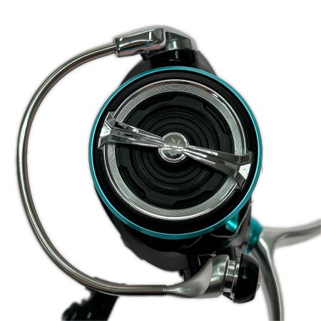  DAIWA ダイワ スピニングリール 19エメラルダスLT2500 60101 本体のみ
