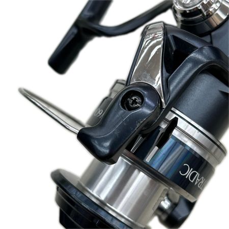  SHIMANO シマノ スピニングリール 20ストラディックSW6000PG 04245 ジャンク品