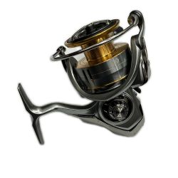 ▼▼ DAIWA ダイワ スピニングリール 18フリームス 057057 LT5000D-CXH Bランク
