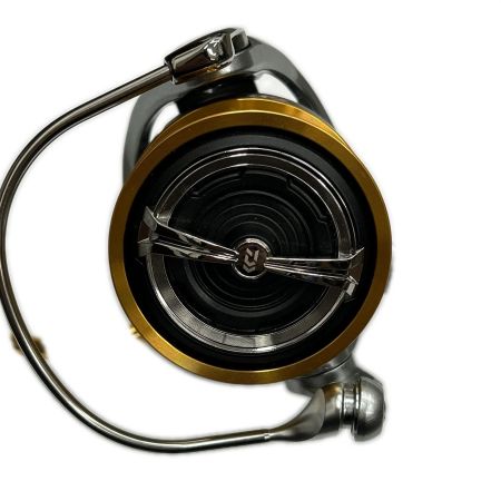  DAIWA ダイワ スピニングリール 18フリームス 057057 LT5000D-CXH
