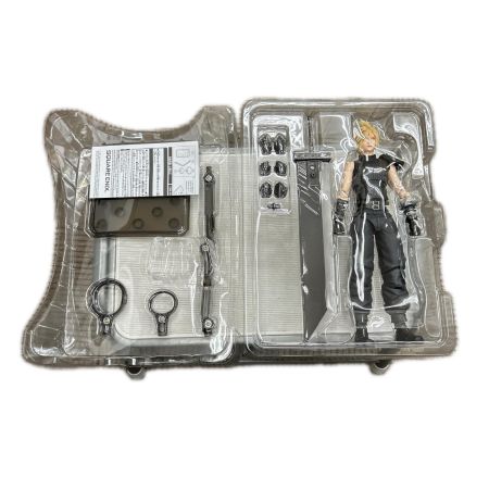   ファイナルファンタジーVII リメイク クラウド・ストライフ Version2 フィギュア 開封品