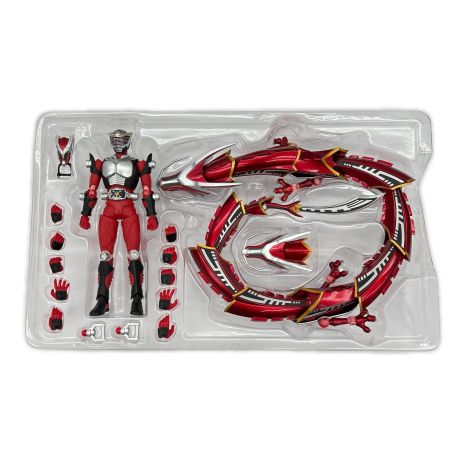   S.H.Figuarts 仮面ライダー龍騎＆ドラグレッダーセット 「仮面ライダー龍騎」