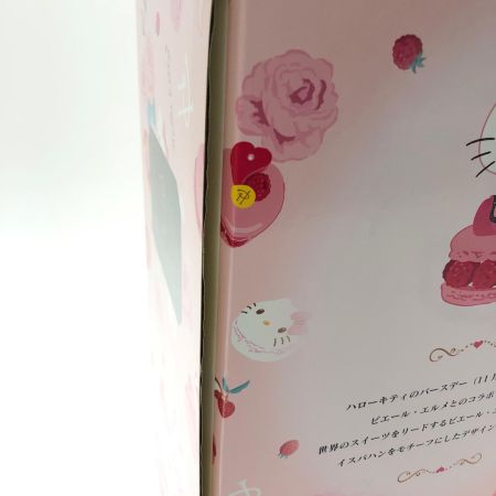 sanrio サンリオ ハローキティ ぬいぐるみ 2021年 バースデードール ピエール・エルメ コラボドール シリアル入 A1197 KTBD