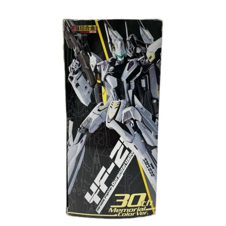 BANDAI バンダイ プラモデル DX超合金 YF-29 デュランダルバルキリー(30周年記念カラー)