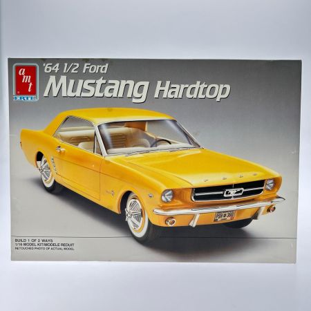 プラモデル  1964 1/2 フォード・マスタング・ハードトップ」の1/16スケール・プラスチックモデルキット