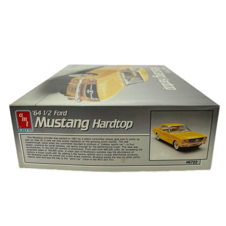 プラモデル  1964 1/2 フォード・マスタング・ハードトップ」の1/16スケール・プラスチックモデルキット