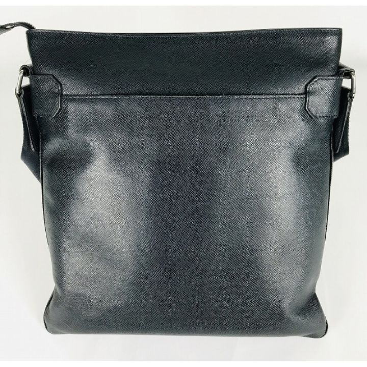 LOUIS VUITTON ルイヴィトン タイガ サシャ ショルダーバッグ ブラック 