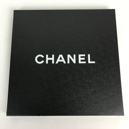  CHANEL シャネル シルクスカーフ 85×85 ホワイト×パープル