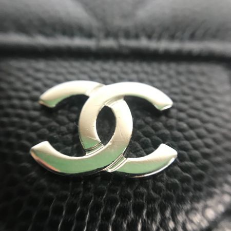 CHANEL シャネル 3つ折り財布 マトラッセ キャビアスキン ココマーク A84401 ブラック