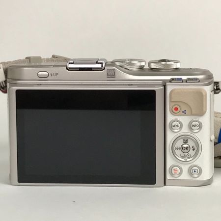  OLYMPUS オリンパス PEN ミラーレス一眼カメラ ダブルズームキット E-PL9