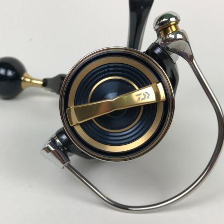  DAIWA ダイワ 20 SALTIGA ソルティガ 8000-P スピニングリール 00065001