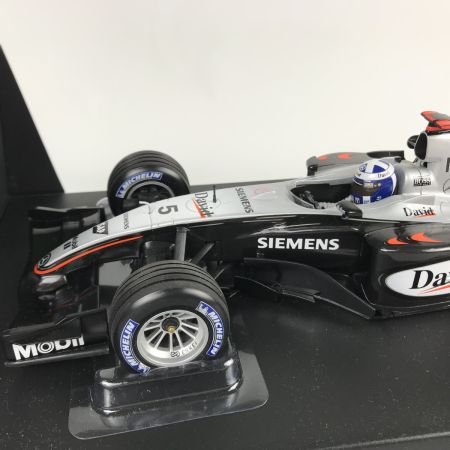   フィギュア F1 マクラーレン メルセデス デビッド・クルサード 1/18 MP4-19