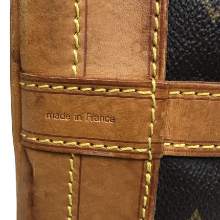  LOUIS VUITTON ルイヴィトン モノグラム ノエ ショルダーバッグ 巾着型  M42224